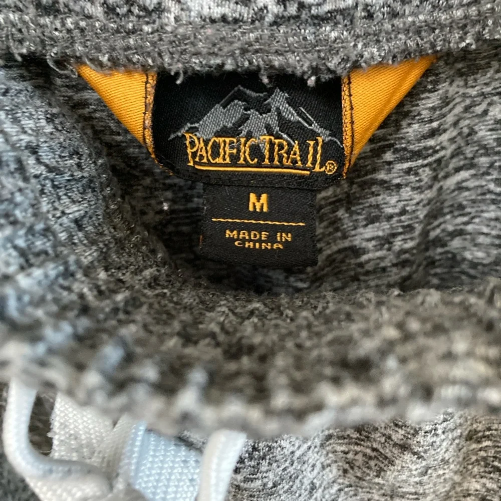 Pacific Trail Women's Athletic Shorts in Heather Gray - Picture 3 of 3